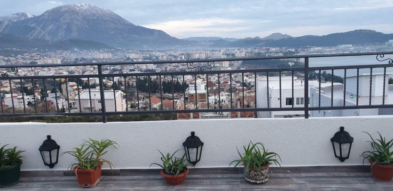 Apartmani Desancic Бар Экстерьер фото