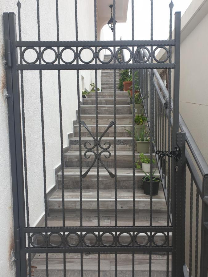 Apartmani Desancic Бар Экстерьер фото