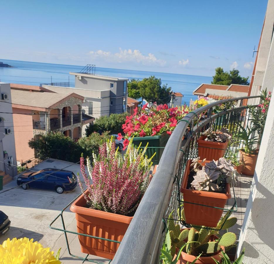 Apartmani Desancic Бар Экстерьер фото